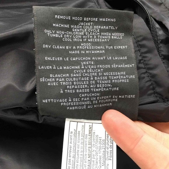 NEW Andrew Marc Miranda Genuine Coyote Fur Trim Hood Down Puffer Chevron Quilted - Picture 5 of 5